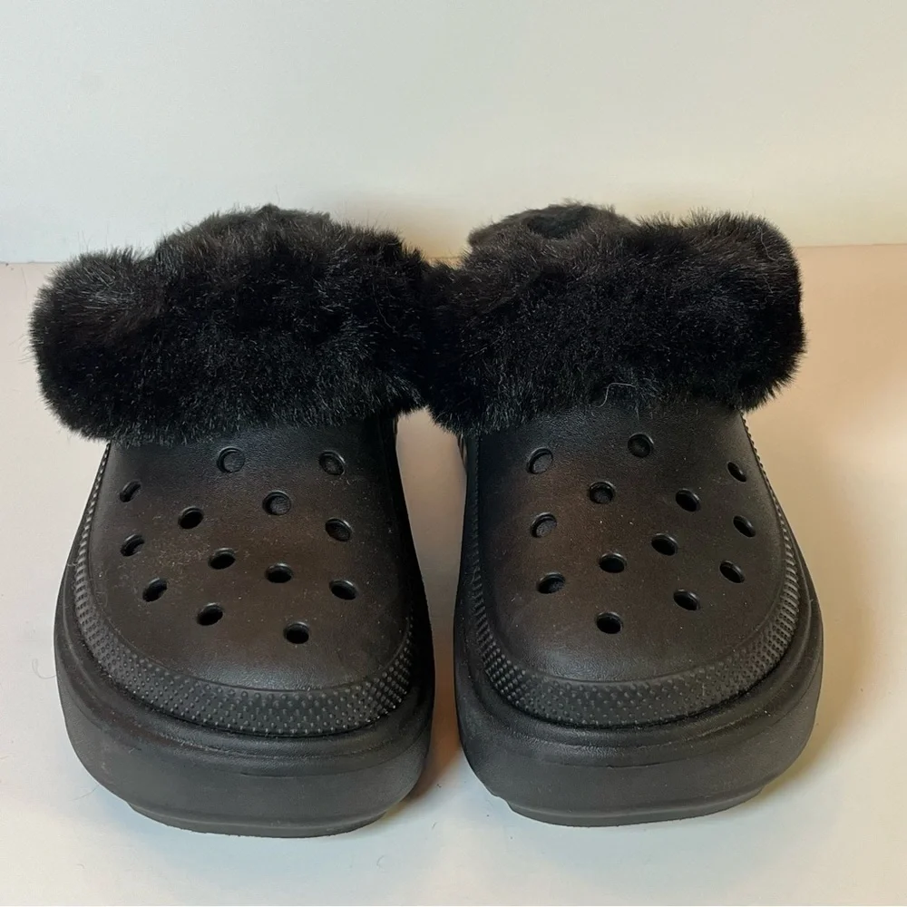 Crocs Unisex-Adult Stomp Faux Fur Lined Clog Black US Men's 8 Womens 10 Platform